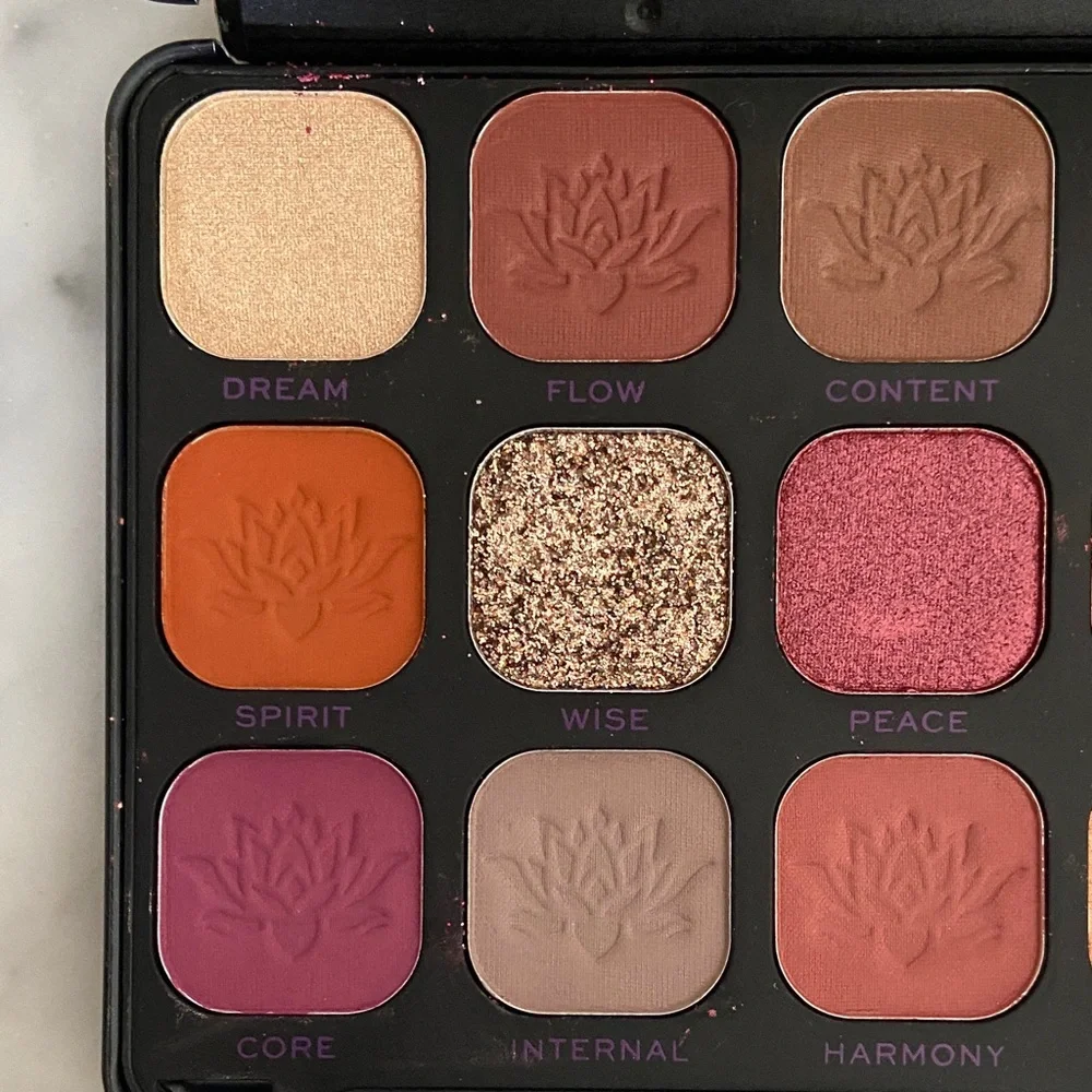 Revolution Forever Flawless Spirituality Eyeshadow Palette NEW